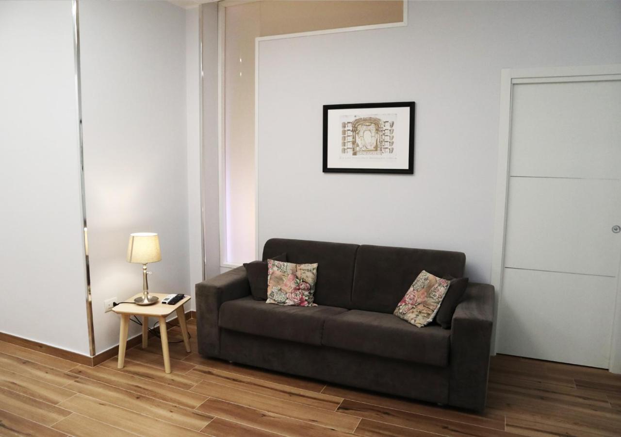 Residenza La Reggia Bed & Breakfast กาแซร์ตา ภายนอก รูปภาพ