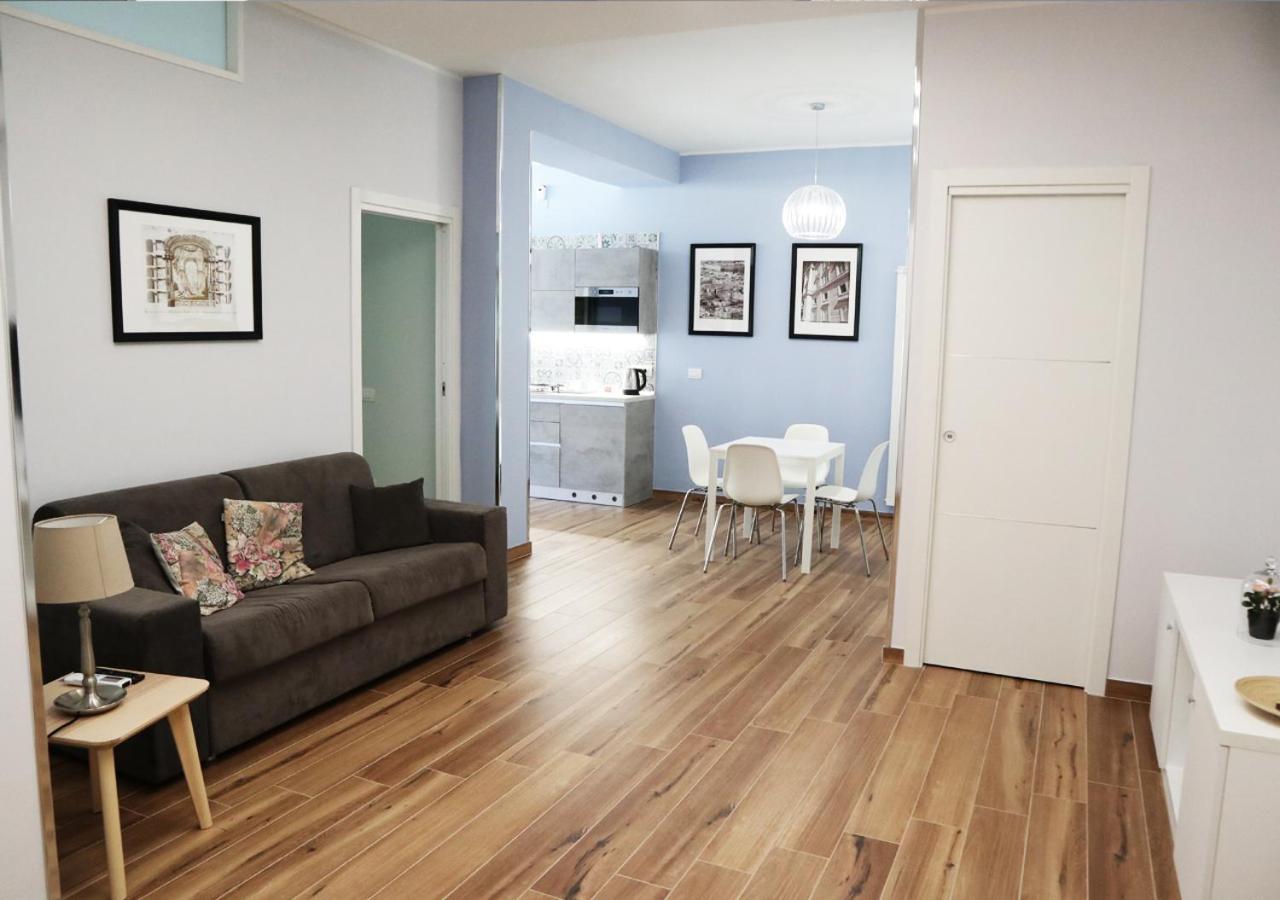 Residenza La Reggia Bed & Breakfast กาแซร์ตา ภายนอก รูปภาพ