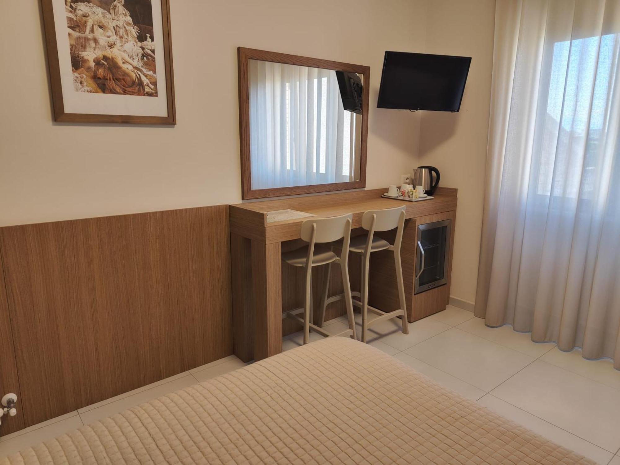 Residenza La Reggia Bed & Breakfast กาแซร์ตา ภายนอก รูปภาพ